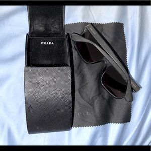Prada Sunglasses 🕶